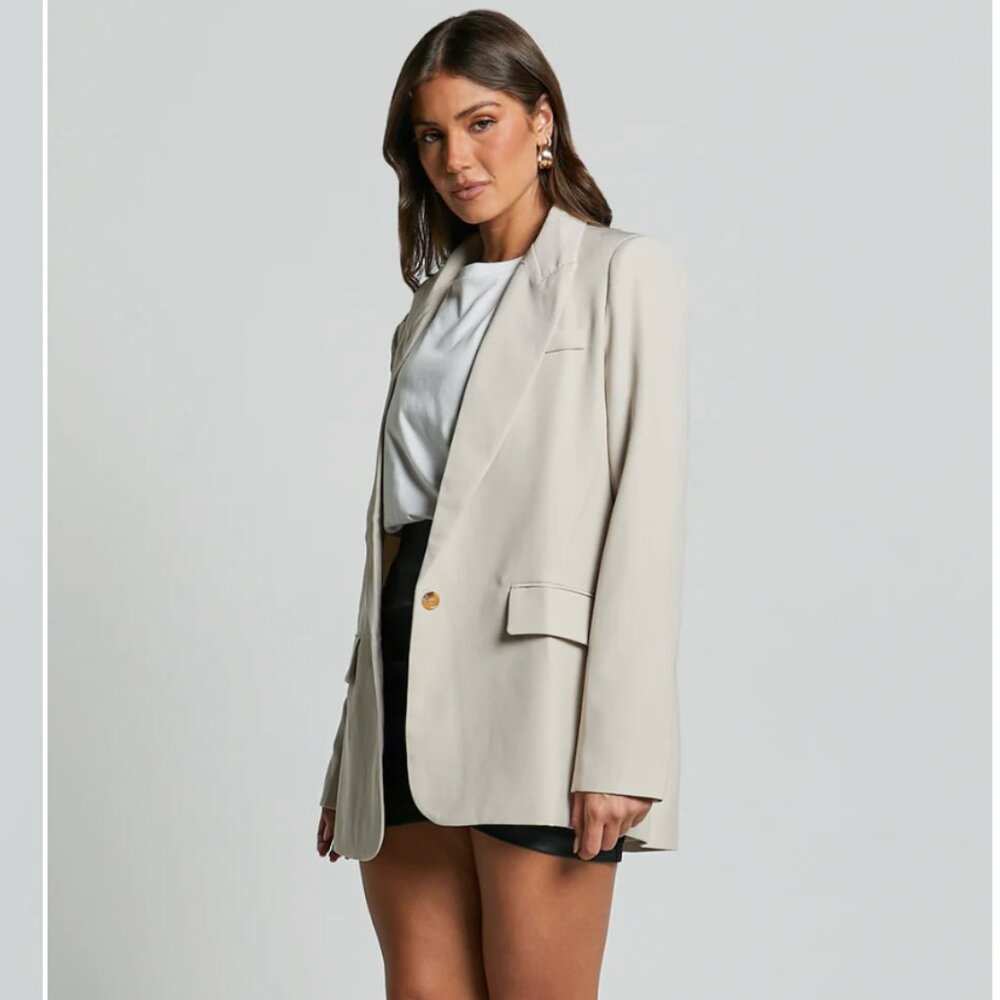 Caralina Blazer // Showpo // Oversized Single Breasted Blazer // Stone